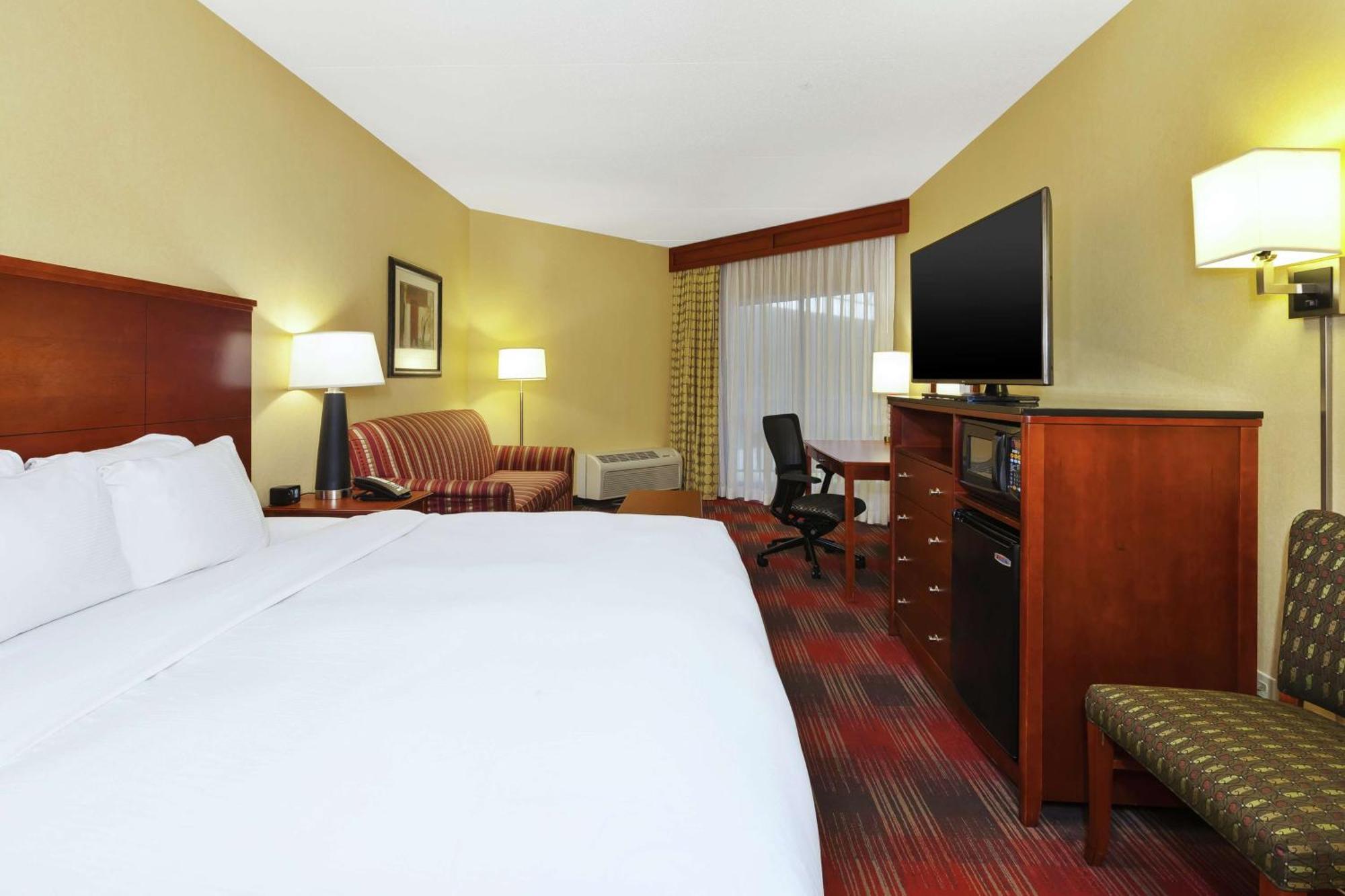 Hotel Doubletree By Hilton Holland Esterno foto